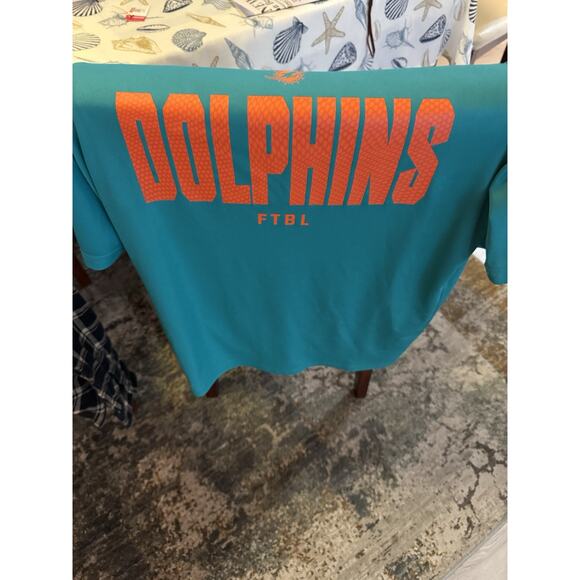 Dolphins shirt Size Mmm - Picture 7 of 9